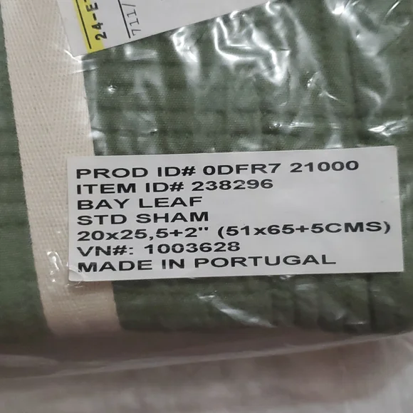 L.L. Bean Vintage matelasse Bedding. standard sham (1) - Picture 3 of 3